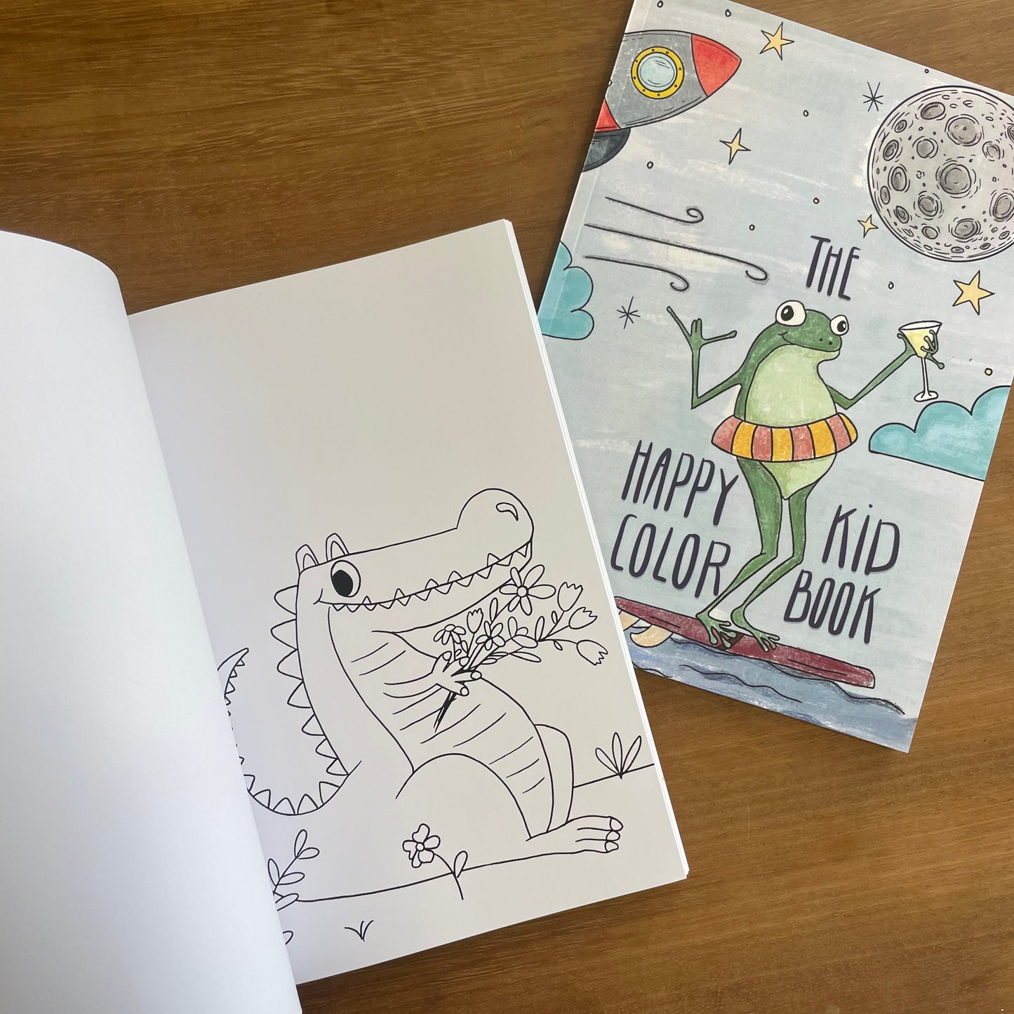 The Happy Kid colorbook